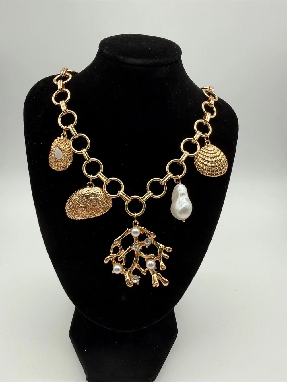 INC International Concepts Gold Seashell & Pearl Charm Necklace